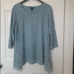 Vera Wang: Collection of two elegant tops - 1X